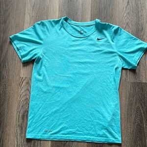 (4) Nike Aqua Blue Dri-FIT Tee